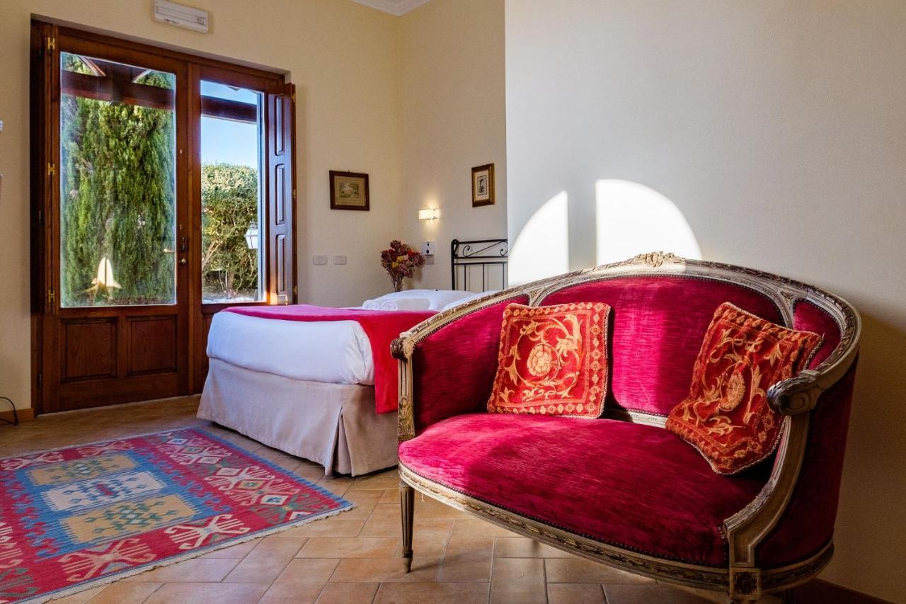 B&B Villa Giulia ซาตูร์เนีย ภายนอก รูปภาพ